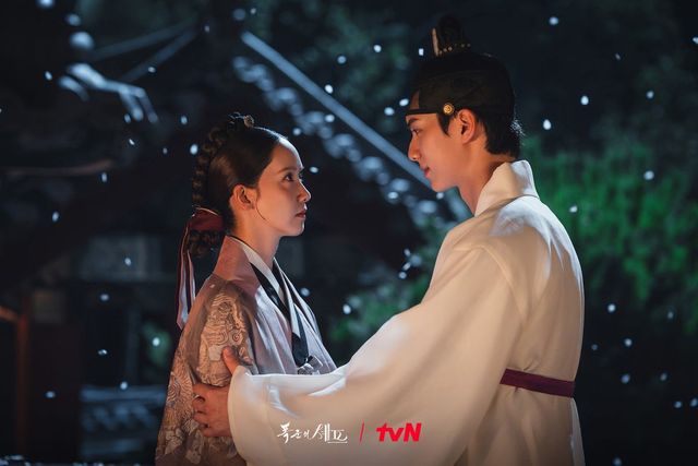 이 작품으로 임윤아는 여자 최우수연기상, 이채민은 남자 신인연기상 후보에 올랐다. / 출처: tvN drama 공식 X