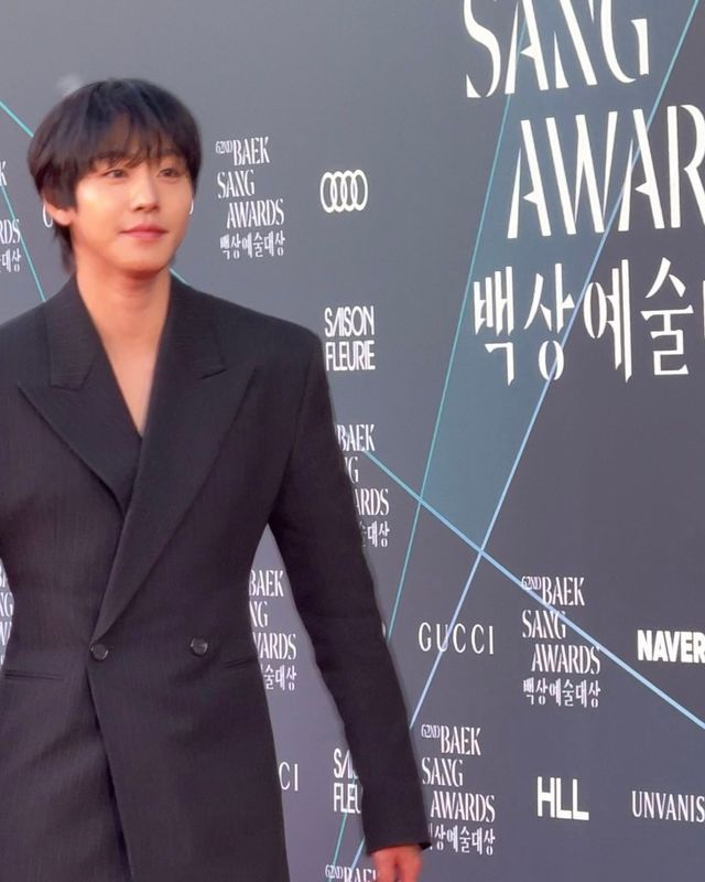 압도적인 비율의 안효섭 / 이미지 출처: 에스콰이어