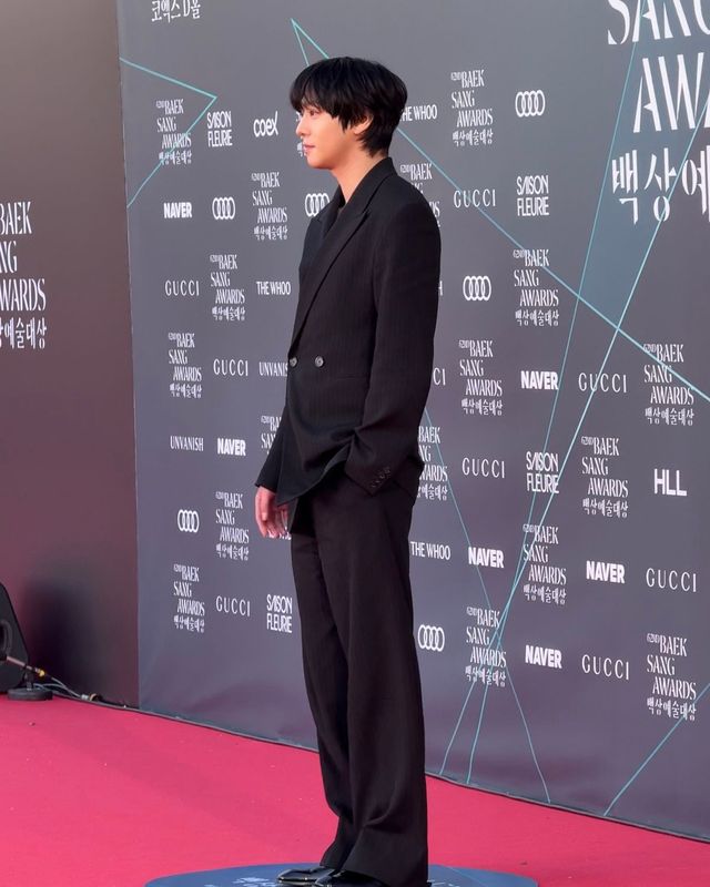 압도적인 비율의 안효섭 / 이미지 출처: 에스콰이어