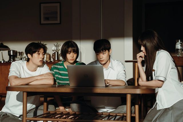 〈기리고〉는 지난 4월 공개하자마자 글로벌 TOP10에 진입하며 무서운 흥행세를 보여줬다. / 출처: 넷플릭스