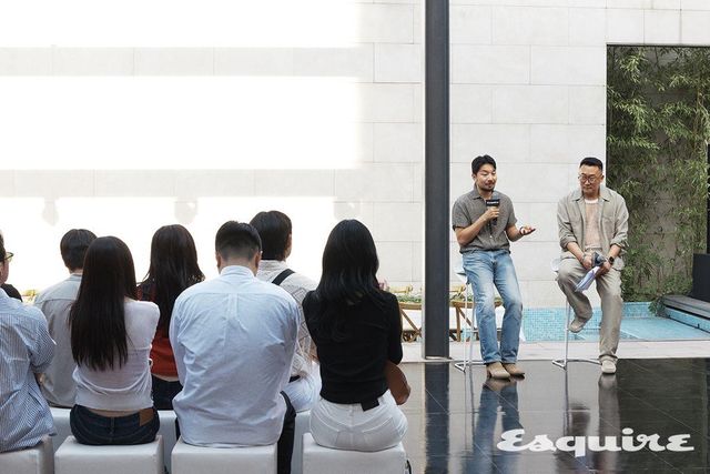 타임 옴므 서영범 디자이너와 〈에스콰이어〉 민병준 편집장이 함께한 토크 세션.