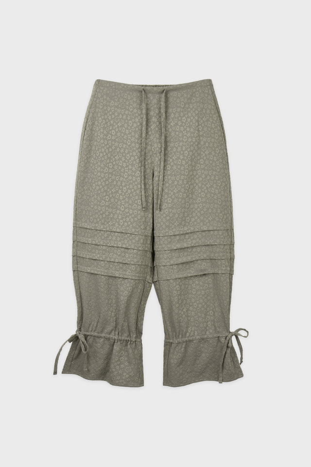 시눈의 Eyelet Ribbon Pants - Grey / 이미지 출처: 시눈