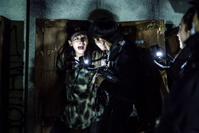 일본의 '자살의 숲'에서 또 다른 공포 이야기를 펼칠 〈곤지암 2〉 / 이미지 출처: 네이버 영화