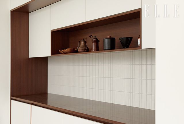 군더더기 없는 부엌.