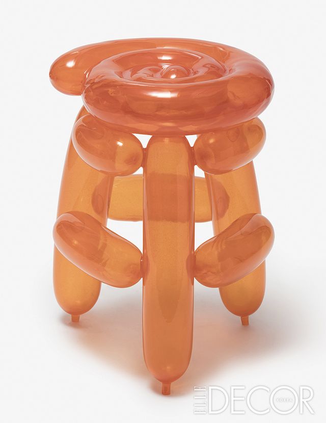 ‘Blowing’ 시리즈를 확장하는 데 중요한 분기점이 된 스툴 작업.