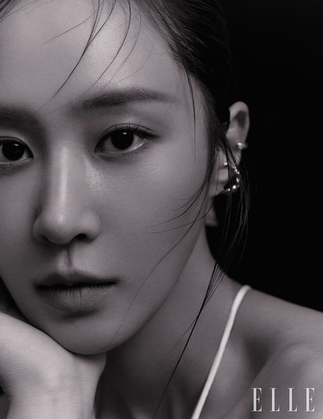 귀 아래쪽 이어 커프는 Sentiments. 귓바퀴 이어 커프는 The Part Of.