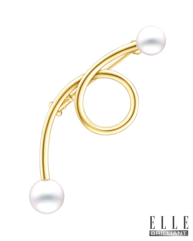 절묘한 균형을 표현한 ‘어 파인 밸런스’ 브로치는 TASAKI. 