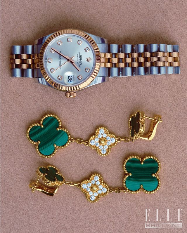 부모님에게 물려받은 롤렉스 워치와 선물 받은 반클리프 아펠 '매직 알함브라' 이어링.