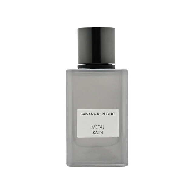 바나나 리퍼블릭 메탈레인 | 바늘 같은 초목, 얼음 같은 물줄기처럼 한랭기후 설산 자연 환경이 떠오르는 아로마틱 그린 노트, 바질, 라벤더, 갈바넘이 야생의 기운을 더하는 젠더리스 오 드 퍼퓸 75mL 11만원.