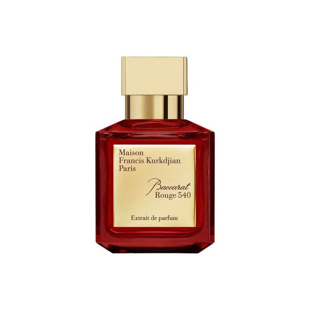 메종 프란시스 커정 바카라 루쥬 540 | ‘쇠맛’계의 전설, 커정의 바카라 250주년 기념작, 비터아몬드, 사프란, 재스민의 금속성 꽃 향에 전나무 수지, 시더우드, 앰버그리스와 설탕이 따스하지만 치명적인 젠더리스 엑스트레 드 퍼퓸, 70mL 62만원.