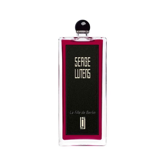세르주 루텐 라 휘 드 베흘랑 | 장미와 제라늄이 폭발적 꽃 향과 꿀, 풀, 금속 냄새를 내뿜고 팔마로사에서 패출리, 이끼로 이어지며 쌉싸래해지는 음울한 도시 장미 향 젠더리스 오 드 퍼퓸, 50mL 9만7천원, 100mL 17만2천원. 