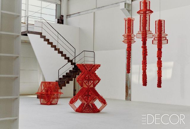 한국의 전통 궁궐 건축과 전통 회화 문양인 ‘단청’에서 모티프를 얻은 작품. 