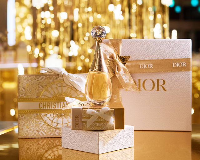 관능적인 매력의 ‘쟈도르’와 아트 오브 기프팅.