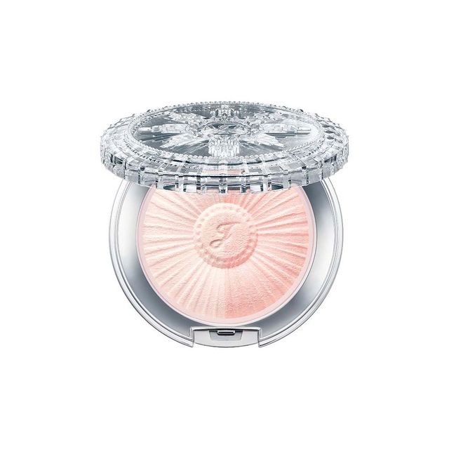 질 스튜어트 듀얼 루센트 글로우 세팅 파우더 실키 핑크 - 반은 펄이 없고 반은 있는 세팅 파우더 겸 하이라이터. 화장 지속력을 높여주는 동시에 다이아몬드 가루가 은은히 반짝인다. 4g 4만1천원.