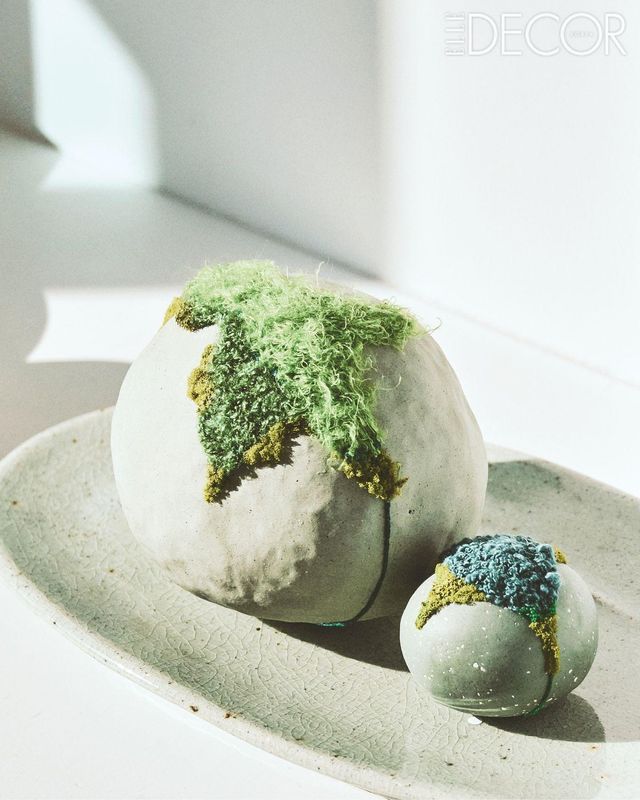 오선주 · 오수 작가의 오브제 ‘영원한 초록’.