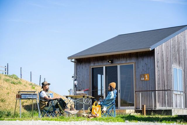 더 클리프 캠프 앤 비비큐 제공