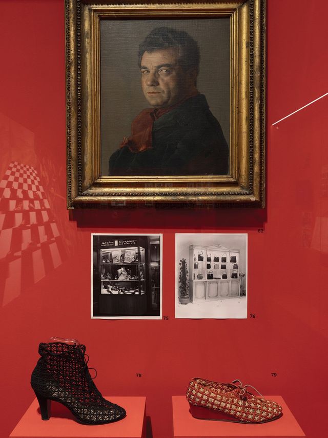 지금도 본래의 모습을 간직하고 있는 살바토레 페라가모의 아카이브 슈즈. 