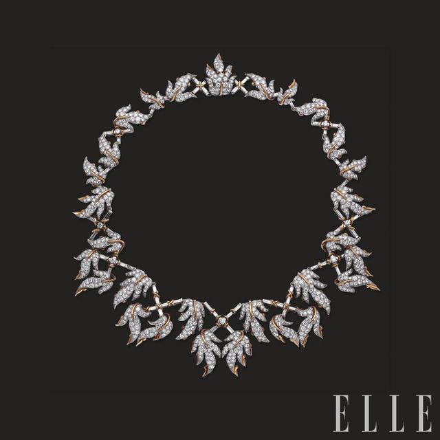 1956년 쟌 슐럼버제가 티파니에 조인하며 제작한 트렐리스 앤 리프 네크리스. 