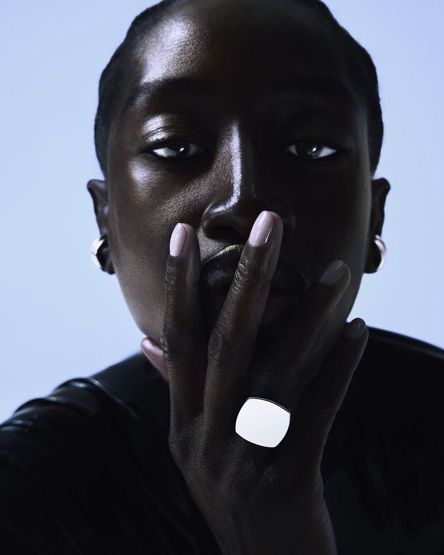 톰 우드의 실버 주얼리.