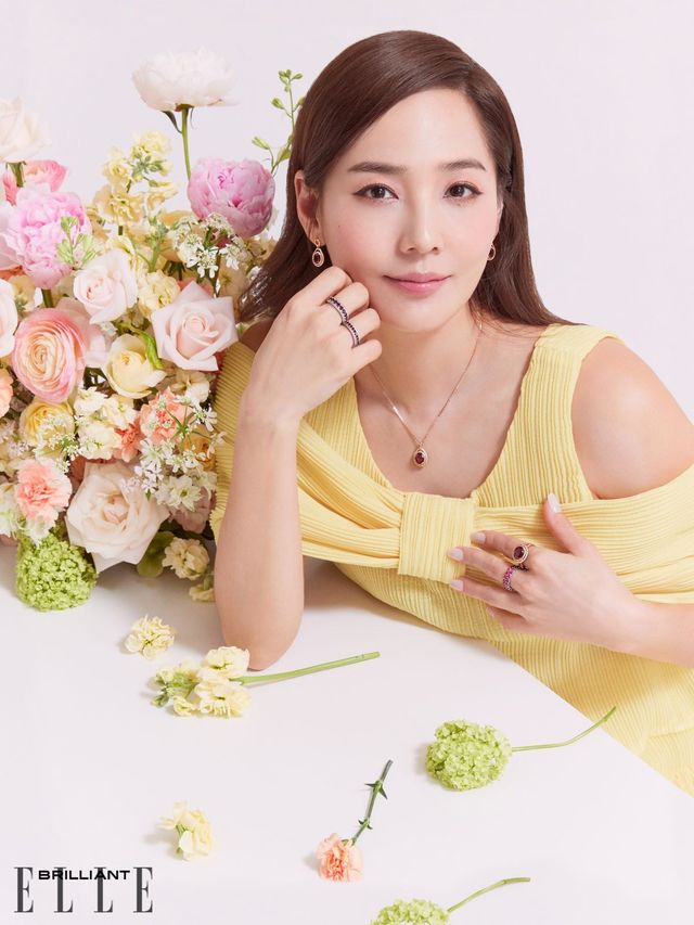 슬리브리스 톱은 BMUET(TE).