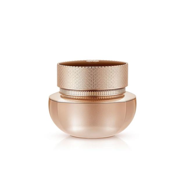 더후 천율단 화율 마스크 - 건조하고 노화 현상이 눈에 띄기 시작하는 피부에 광채와 탄력을 부여하는 크림 마스크. 나이트 크림 대신 매일 사용해도 좋다. 70mL 22만원. 