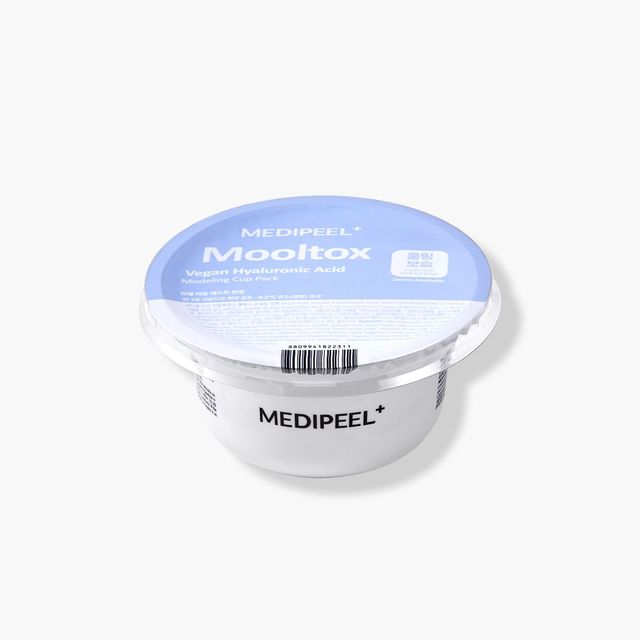 메디필 비건 히알루론산 물톡스 모델링 컵팩 - 히알루론산과 아쿠아포린이 수분을 집중 공급해 수분 광이 나게 하는 모델링 팩. 1회분씩 개별 포장. 28g 3천원. 