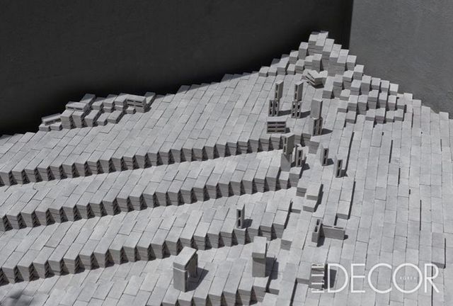  2010년 작업인 멕시코시티 엘 에코 박물관의 ‘엘 에코(El Eco) 파빌리온’. 