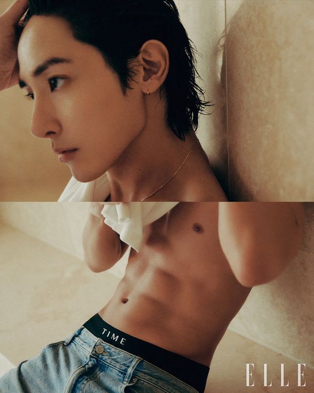 기능성 소재의 박서 브리프와 와이드 스트레이트 핏 데님 팬츠는 모두 Time Homme.