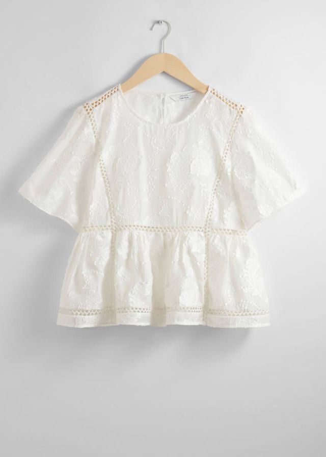 앤아더스토리즈 공식 홈페이지