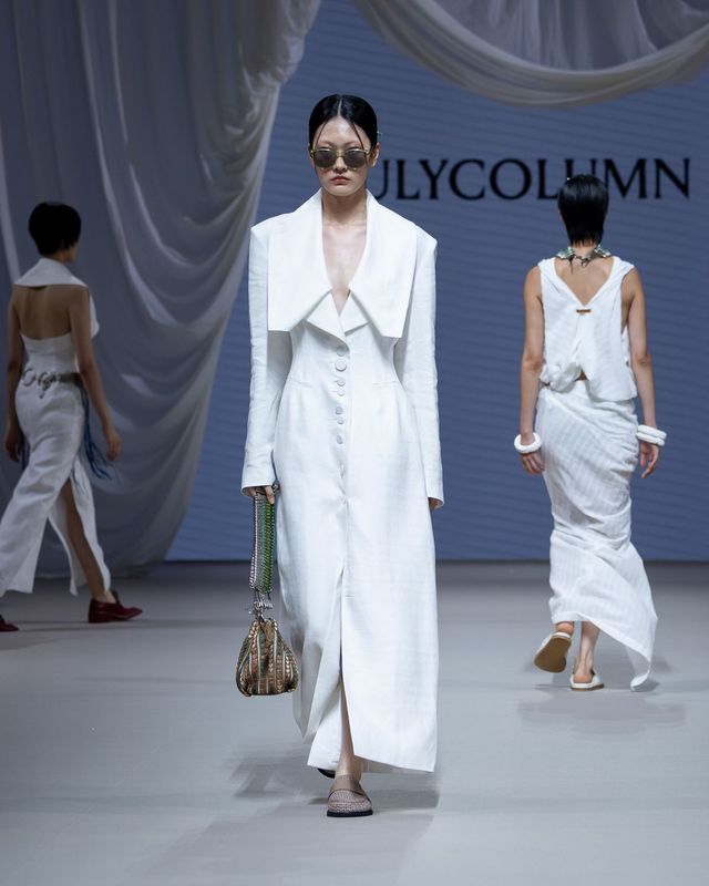 제주 삼다수와 자원 순환 프로젝트를 함께한 줄라이칼럼 컬렉션.