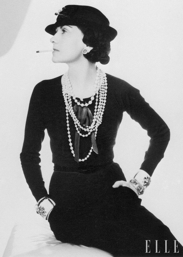 1920년대 여성을 위한 컬렉션을 선보인 디자이너 코코 샤넬. 