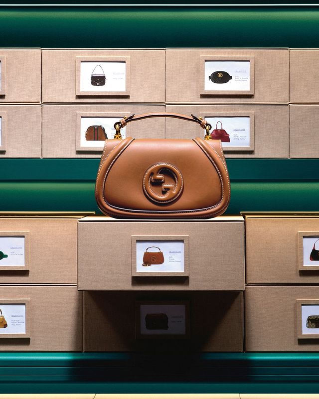 윈도 디자인은 루카 피냐텔리와의 협업으로 진행됐습니다