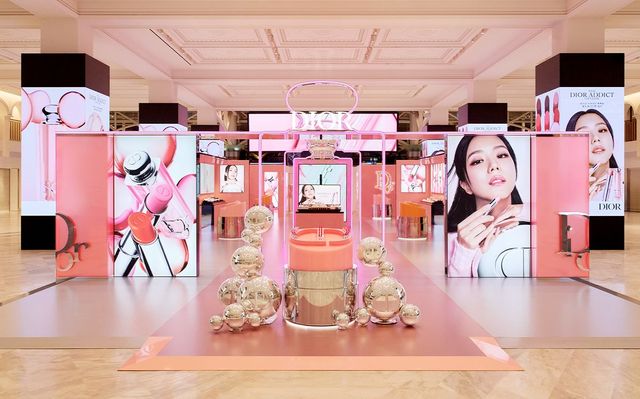 ‘디올 립 글로우 팝업’ 전경