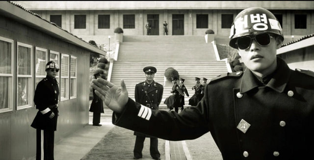 영화를 본 사람이라면 이 사진 보고 찡해지지 않을 수 없다