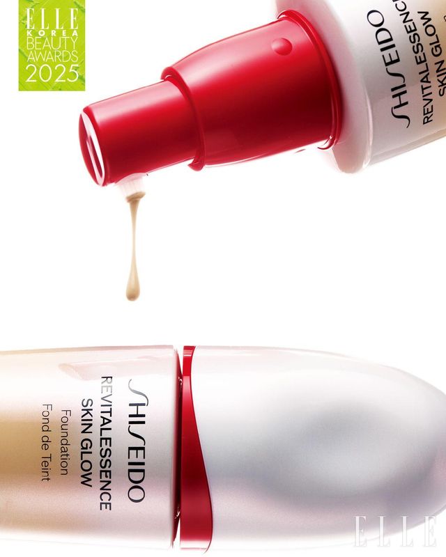 리바이탈에센스 스킨 글로우 파운데이션, 30ml 8만5천원대, Shiseido.