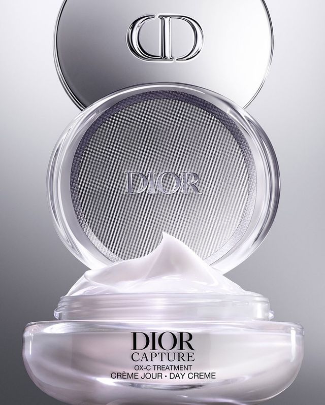 디올 캡춰 크렘므 주르 