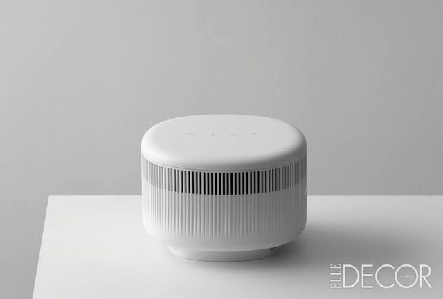 자주(Jaju)와의 첫 협업으로 제작한 ‘에어 퓨리피어(Air Purifier)’ 공기청정기. 