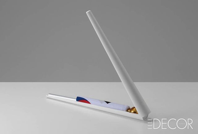 MBC와 함께한 ‘태극기함 프로젝트’는 태극기 보관함과 깃대를 하나로 결합한 제품으로, 판매 수익금은 독립운동가 후원에 쓰였다. 