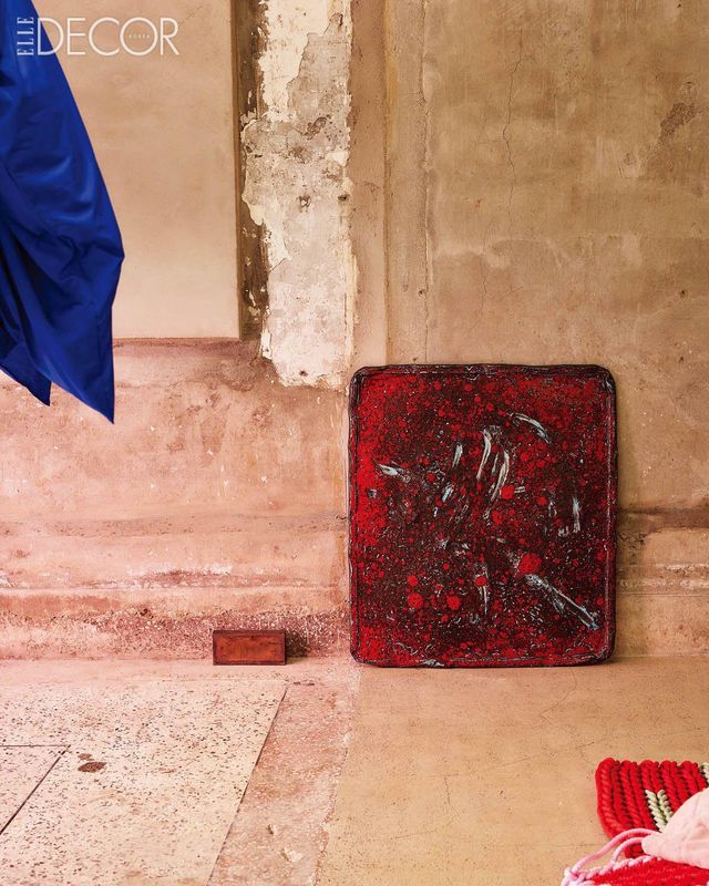 포트 곳곳에서 발견할 수 있는 이광호의 작품.