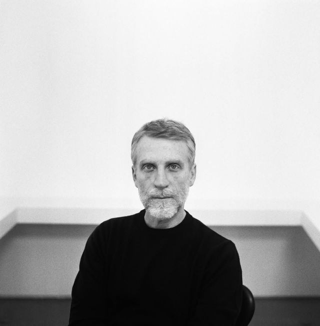 조용한 럭셔리를 추구하는 시몬 벨로티의 평소 스타일. @simonebellotti