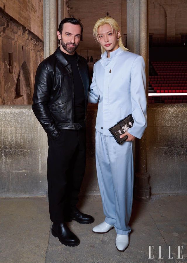 니콜라 제스키에르와 포즈를 취한 필릭스. 