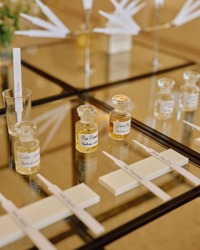 샤넬 향수에 들어가는 주요 원료의 향. 