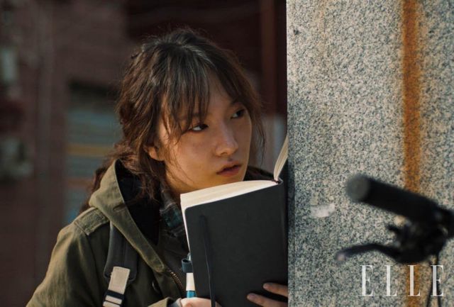 자립을 위해 자립정착지원금 500만원으로 집을 알아보는 〈생명의 은인〉의 주인공 세정.