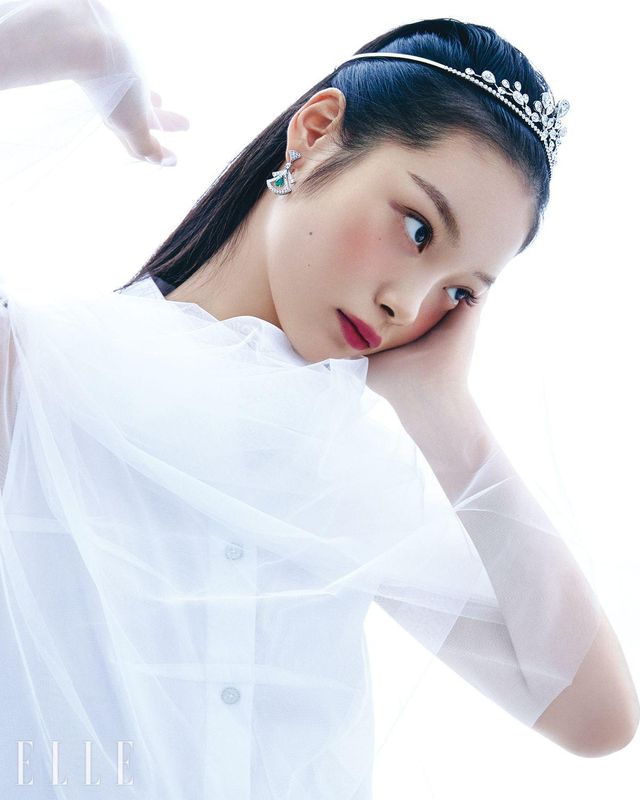 슬리브리스 셔츠 드레스는 가격 미정, Helmut Lang by 10 Corso Como Seoul.