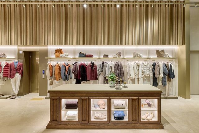 르네상스에서 영감받은 아키텍처 디테일.