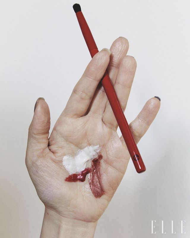 서양화를 전공한 우현증 원장의 무기이자 메이크업의 근원, 컬러. 