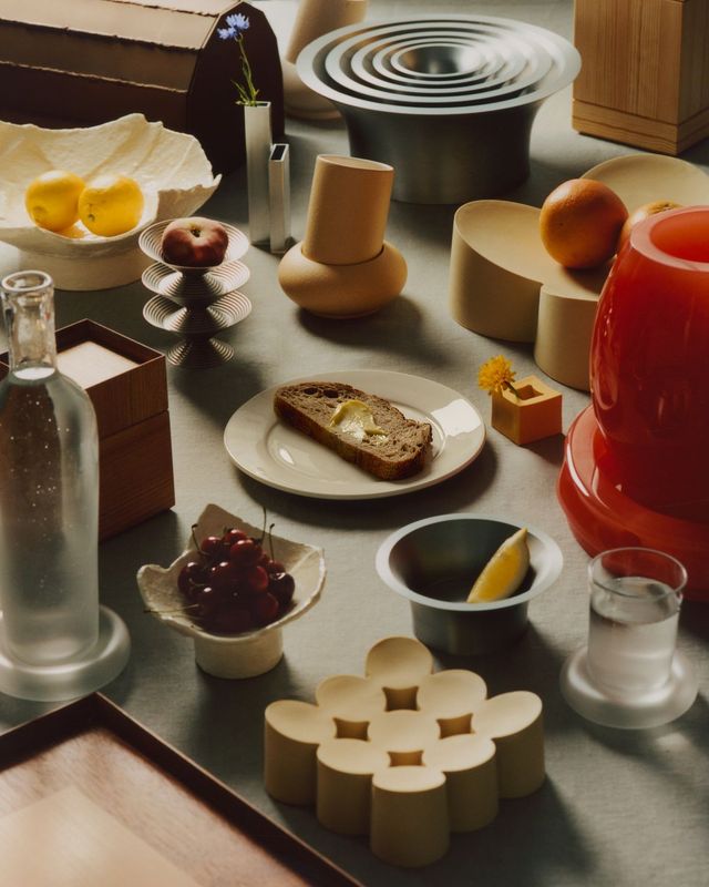 〈Bread and Butter〉 (2025)