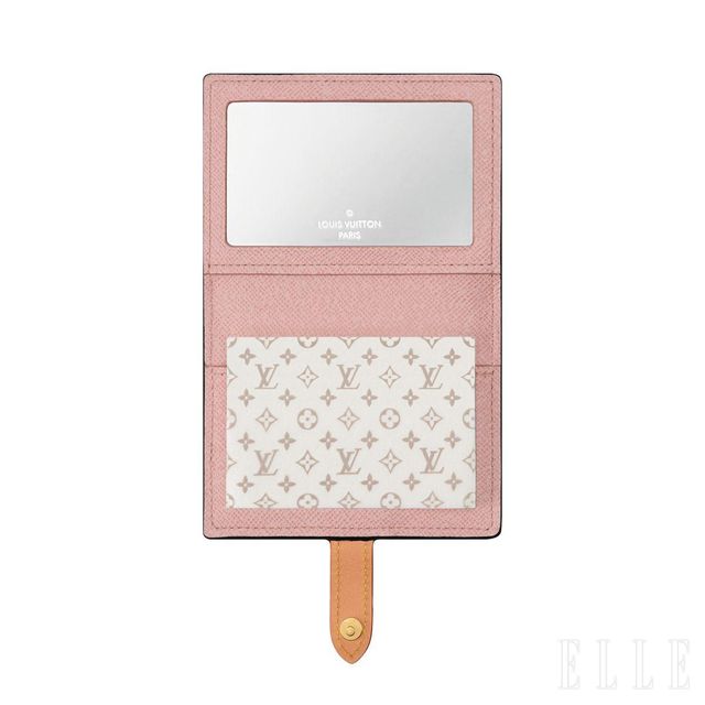 매티파잉 페이퍼 케이스, 가격 미정, 모두 Louis Vuitton.