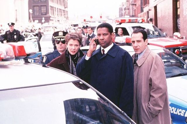 영화 〈비상계엄〉