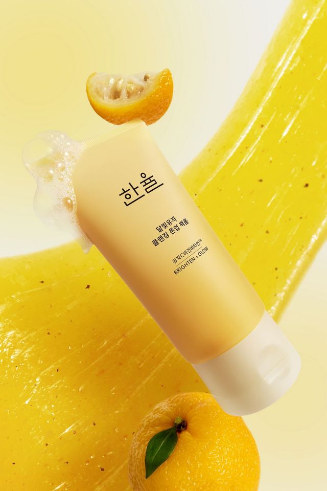 달빛유자 클렌징 톤업 팩폼, 2만8천원, Hanyul.